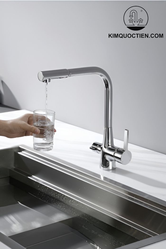 Vòi rửa chén được tối giản góc cạnh giúp việc vệ sinh vòi định kỳ dễ dàng hơn