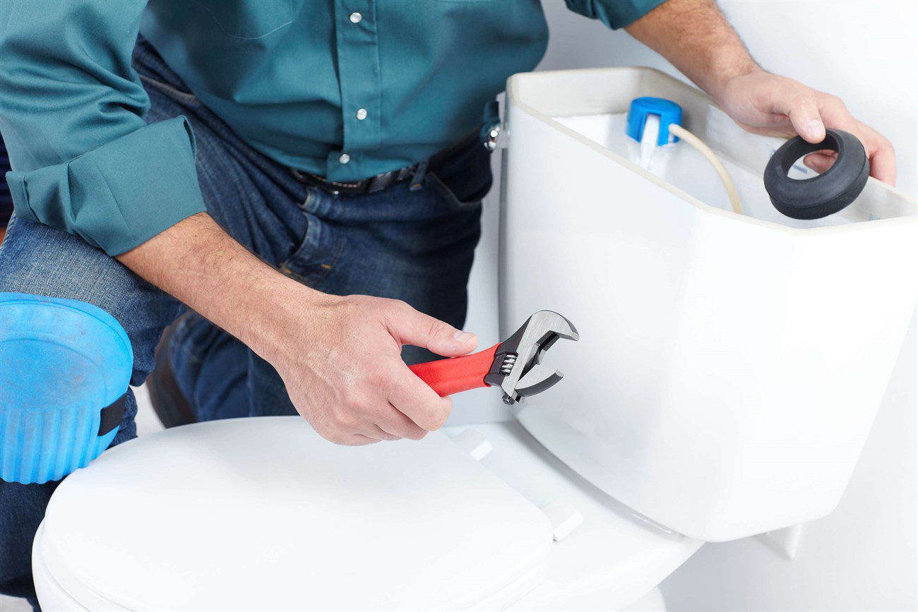 Hướng dẫn các bước thay bồn cầu cũ chi tiết và đơn giản nhất