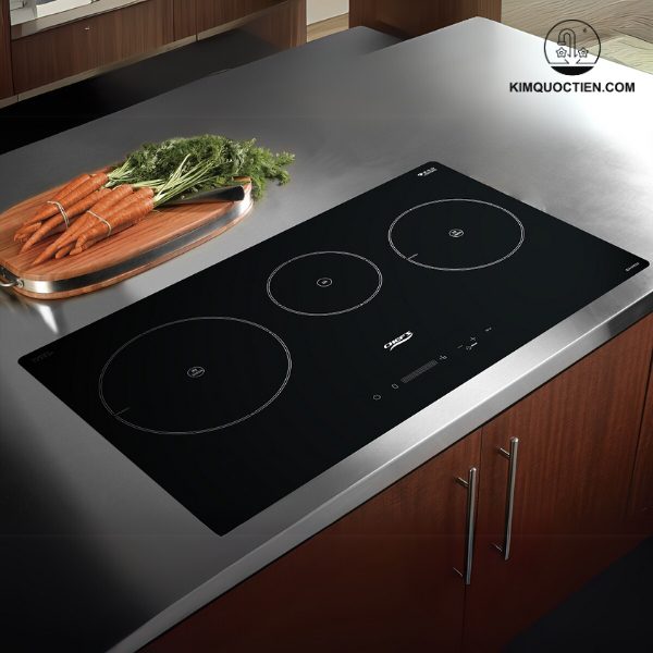 Bếp điện CHEFS EH-IH534 ba vùng nấu, công suất lớn, điều khiển cảm ứng thông minh, nấu ăn hoàn hảo.