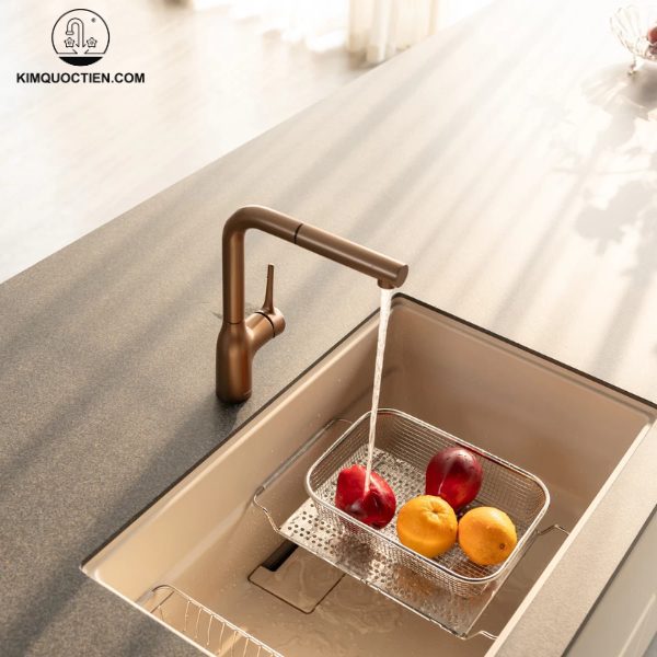 Vòi sử dụng hợp kim đồng chất lượng cao với 62% đồng và không chứa chì, đảm bảo an toàn tuyệt đối cho sức khỏe người sử dụng