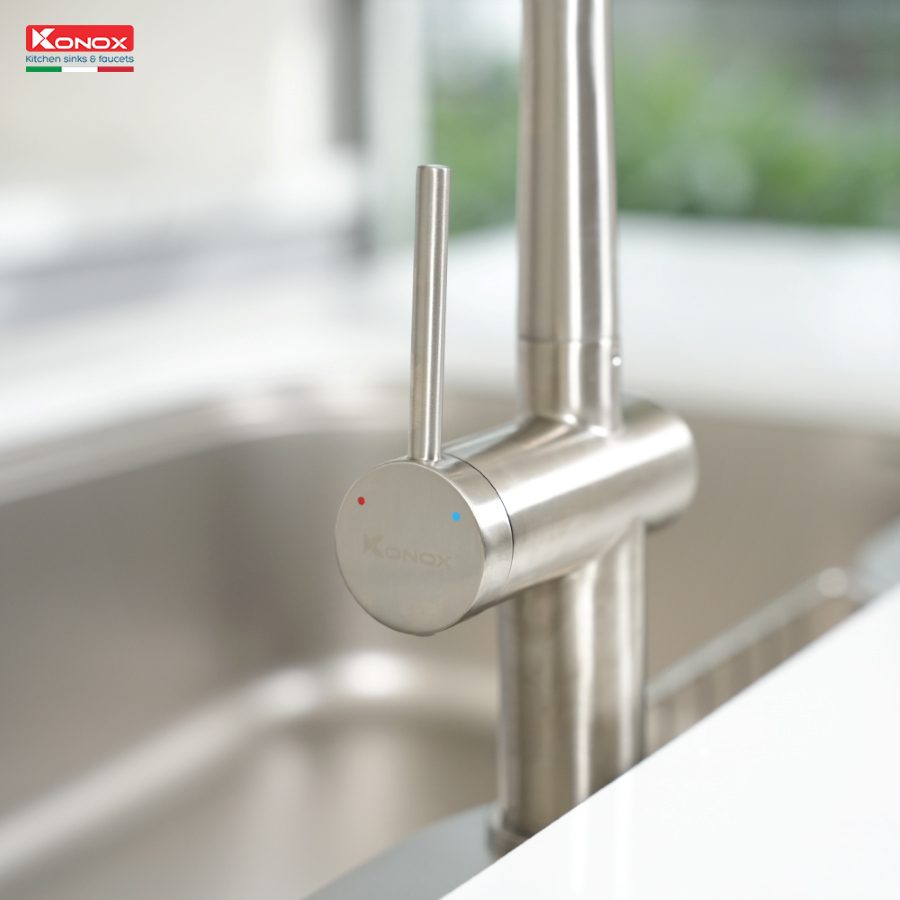 Vòi rửa bát dây rút Volta Nickel