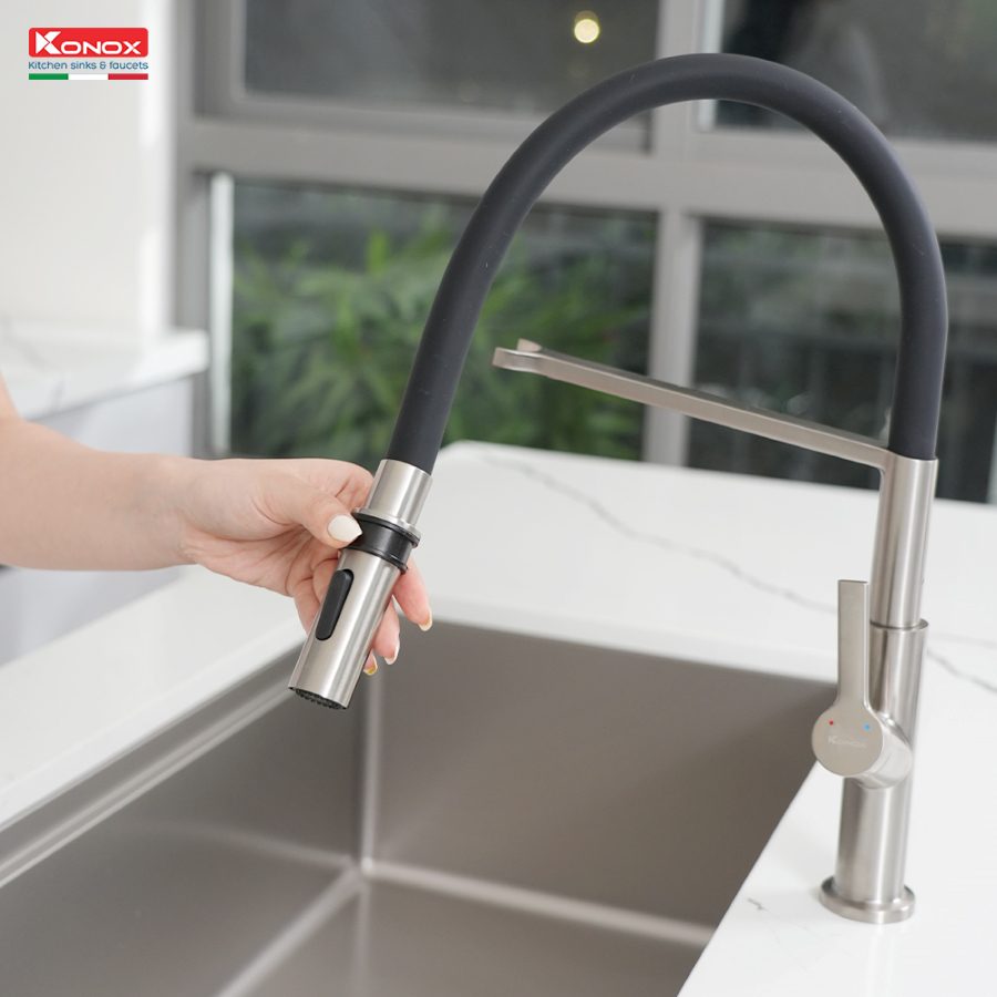 Vòi rửa bát thân mềm Tema Nickel