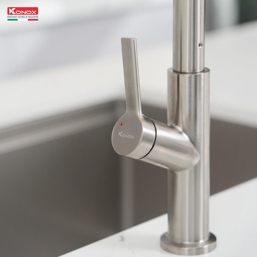 Vòi rửa bát thân mềm Tema Nickel